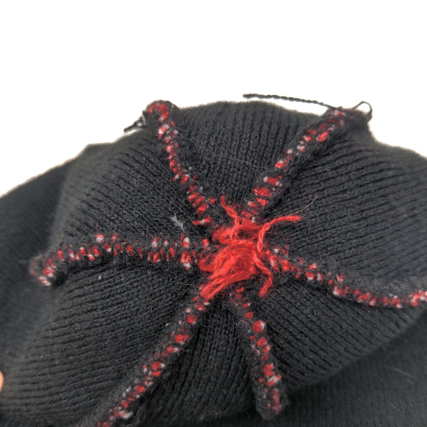 Gertex Men's Canada Knit Beanie Hat Cap Black Gray Pom Pom Maple Leaf
