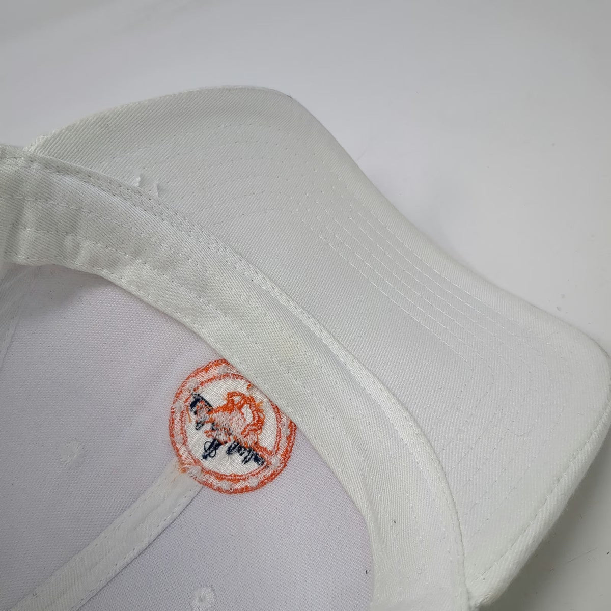 Headstart White Snapback Hat One Size City Skyline Horse Embroidered Cotton