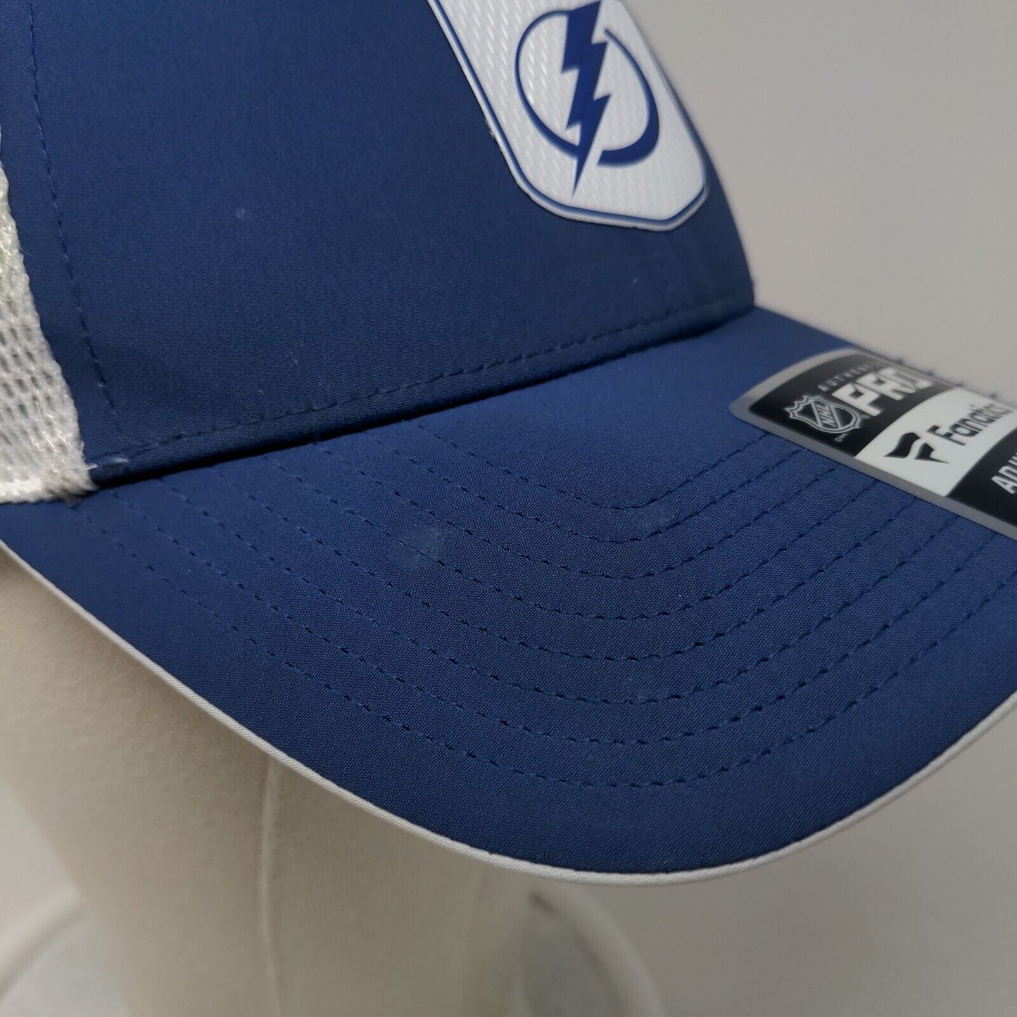 Fanatics PRO Men's Mesh Back Hat Blue OSFM 3D NHL Tampa Bay Lightning Logo