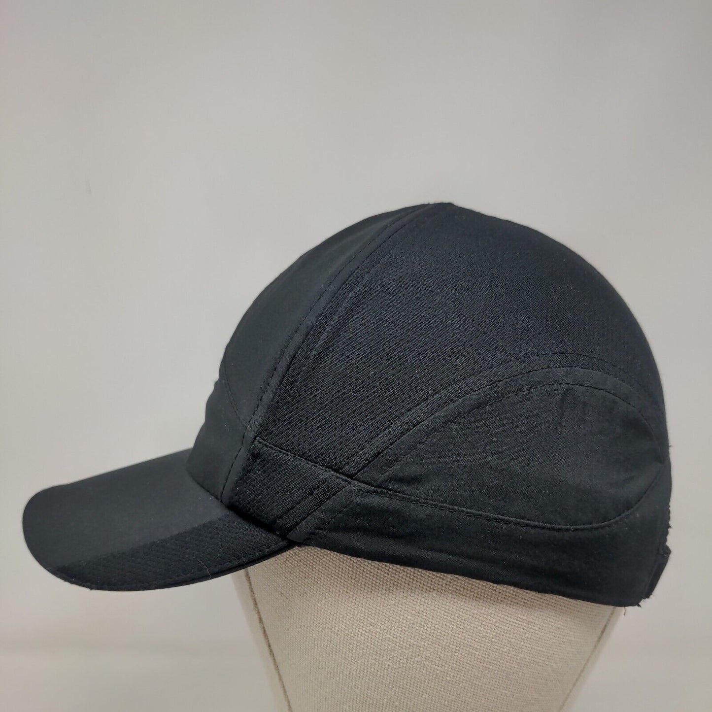 Nike Swoosh Strapback Hat Black One Size Featherlight Dri-Fit Running