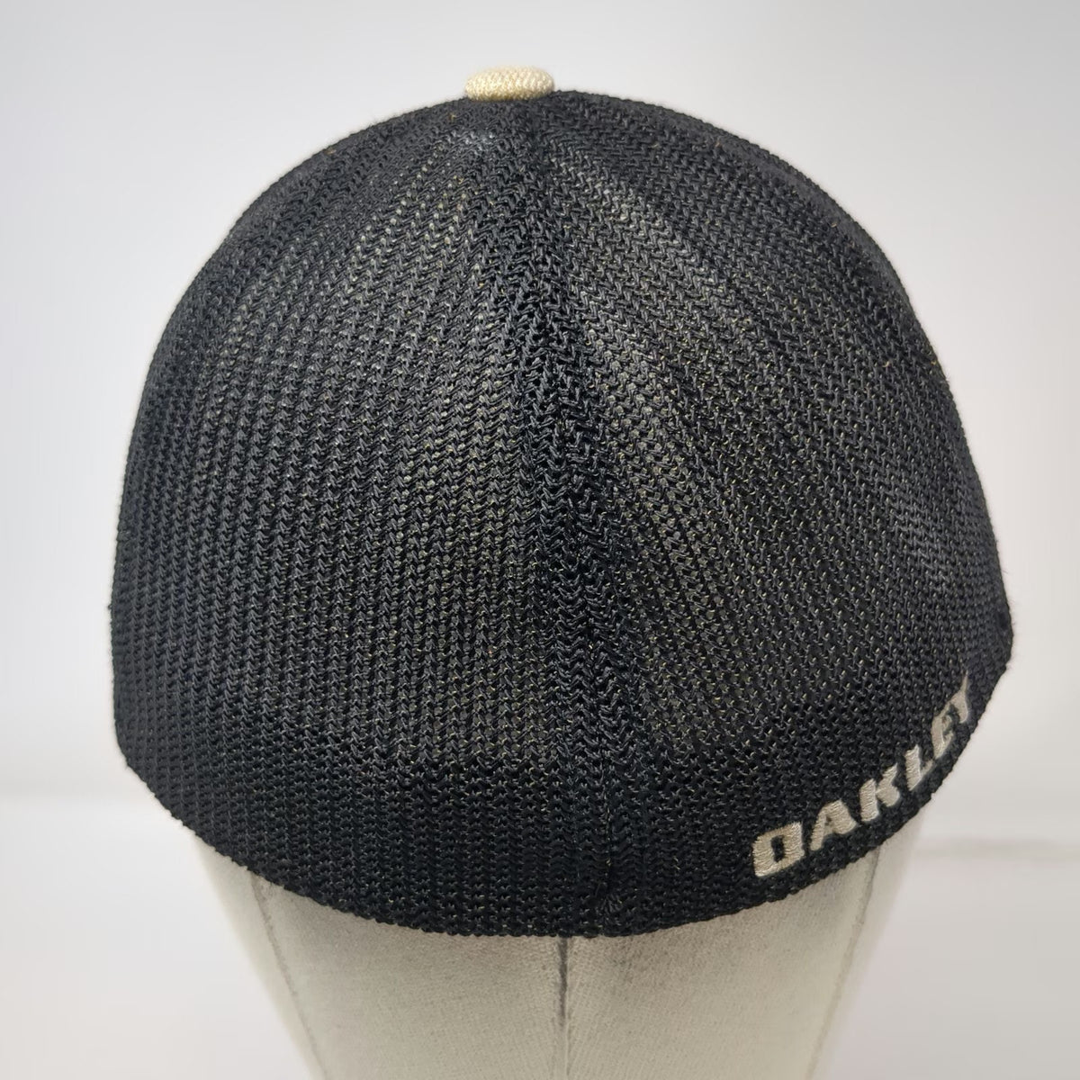 Oakley Baseball Cap Beige M Fitted Mesh Back Stretch Breathable Logo Shield Hat