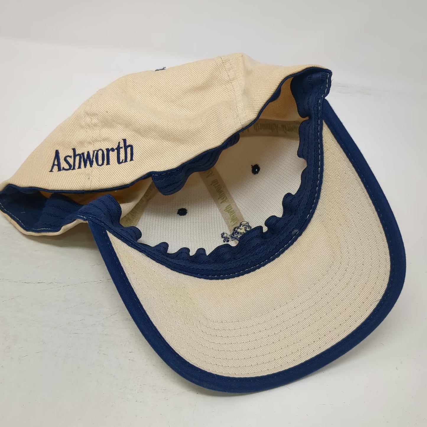 Ashworth Baseball Cap Beige L-XL Golf Swing O'Haras Lion Logo Hat Stretch