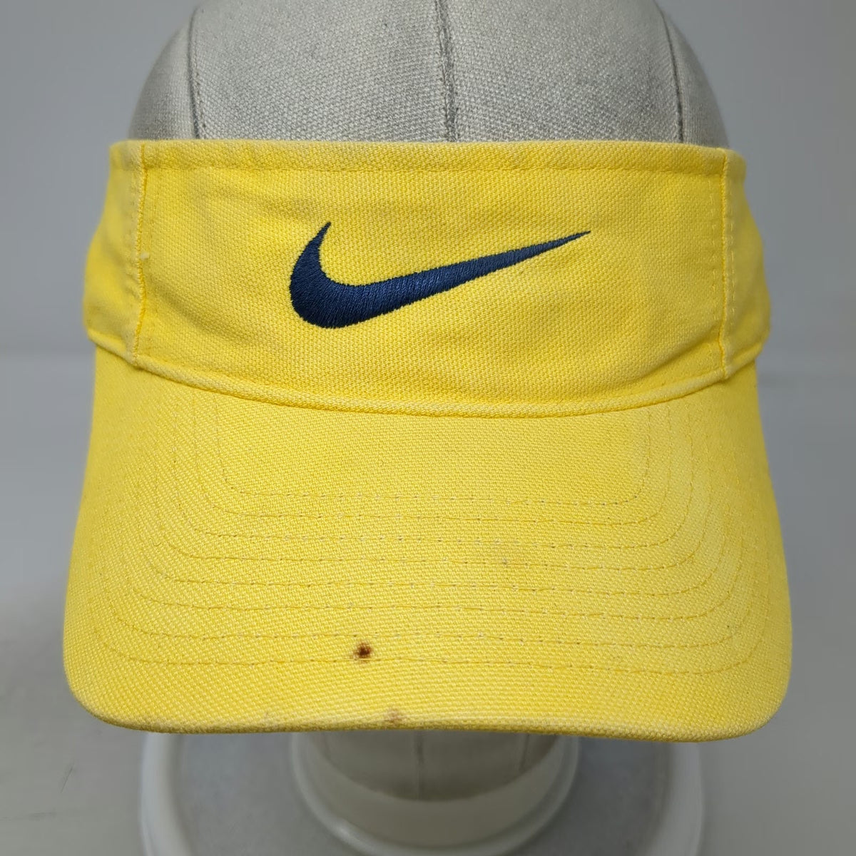 Nike Visor Yellow Swoosh Strapback Golf Athletic Sun Sport Hat Vintage