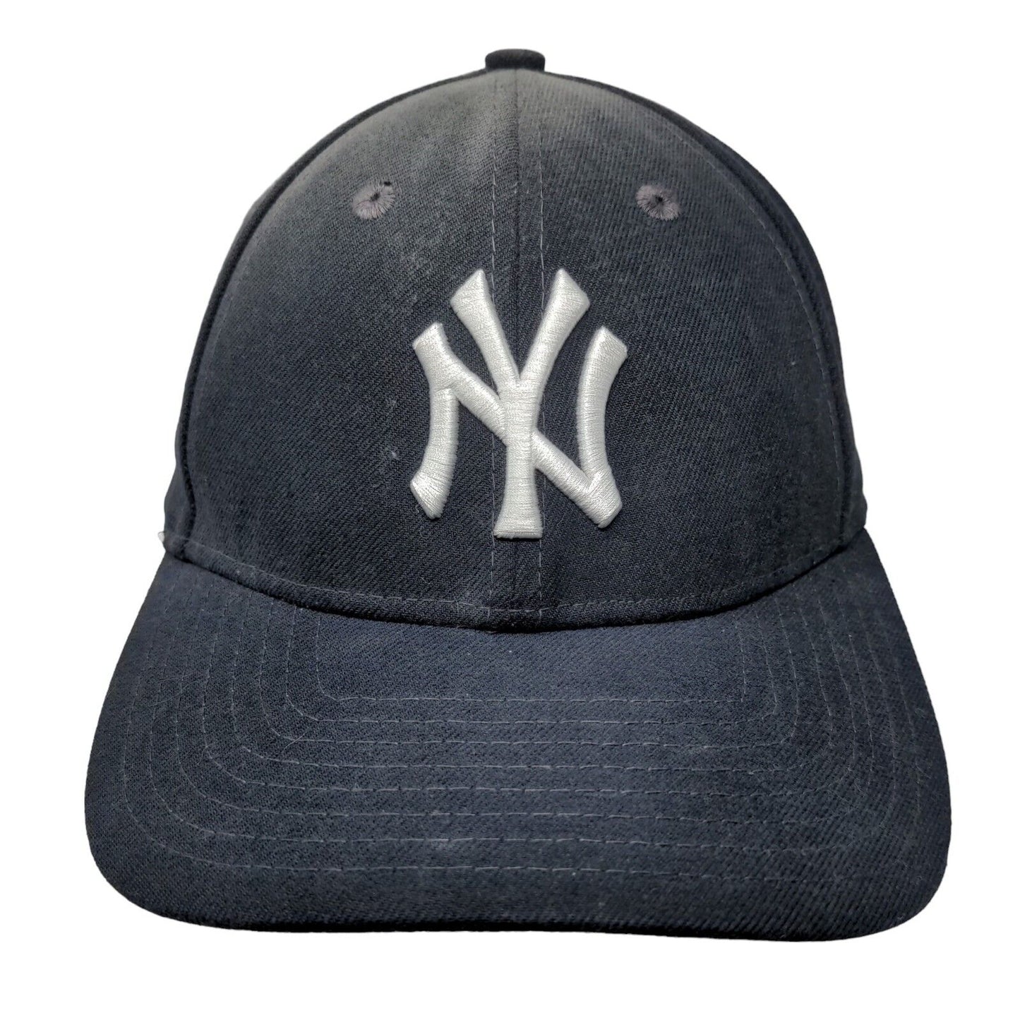 New York Yankees Strapback Hat Blue New Era 9Forty Embroidered Logo MLB