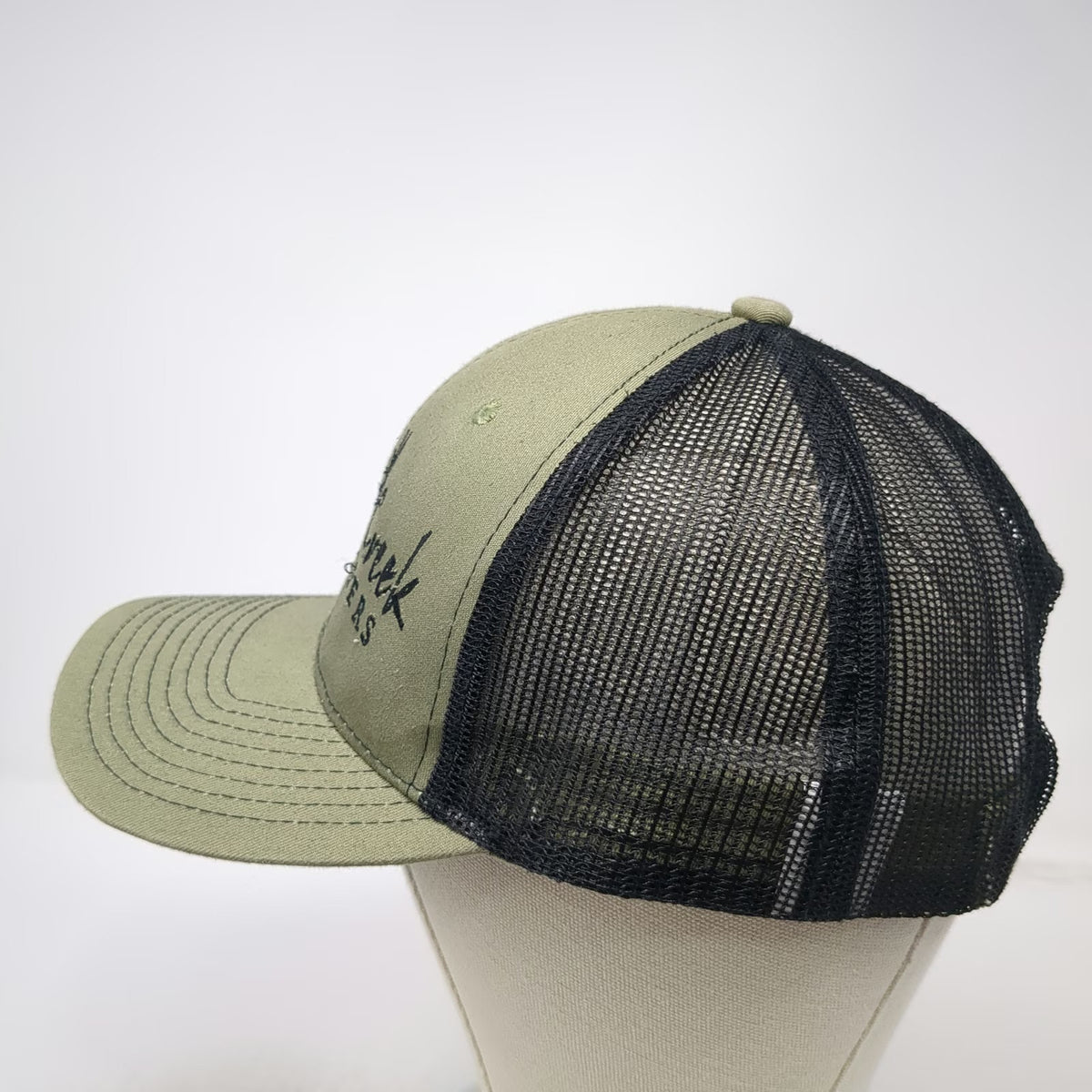 NV CAPS Trucker Hat Green OSFM South Creek Outfitters Buck Deer Mesh Snapback