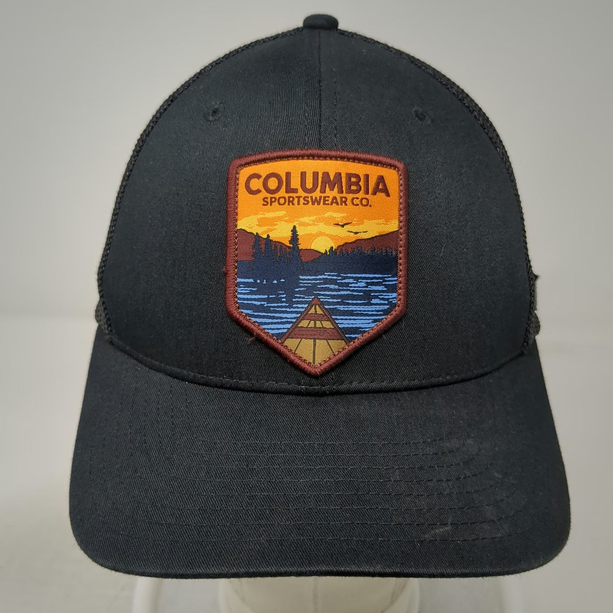Columbia Baseball Cap Black M Mesh Back Flexfit Stretch Logo Patch Outdoors Hat