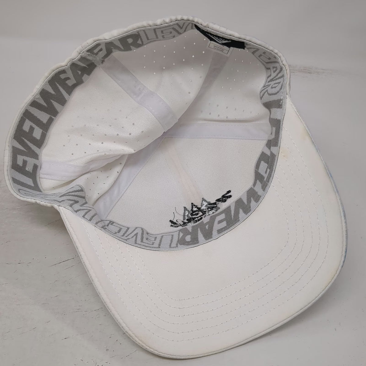 Levelwear Baseball Cap White M McCall Golf Club Performance Stretch Hat