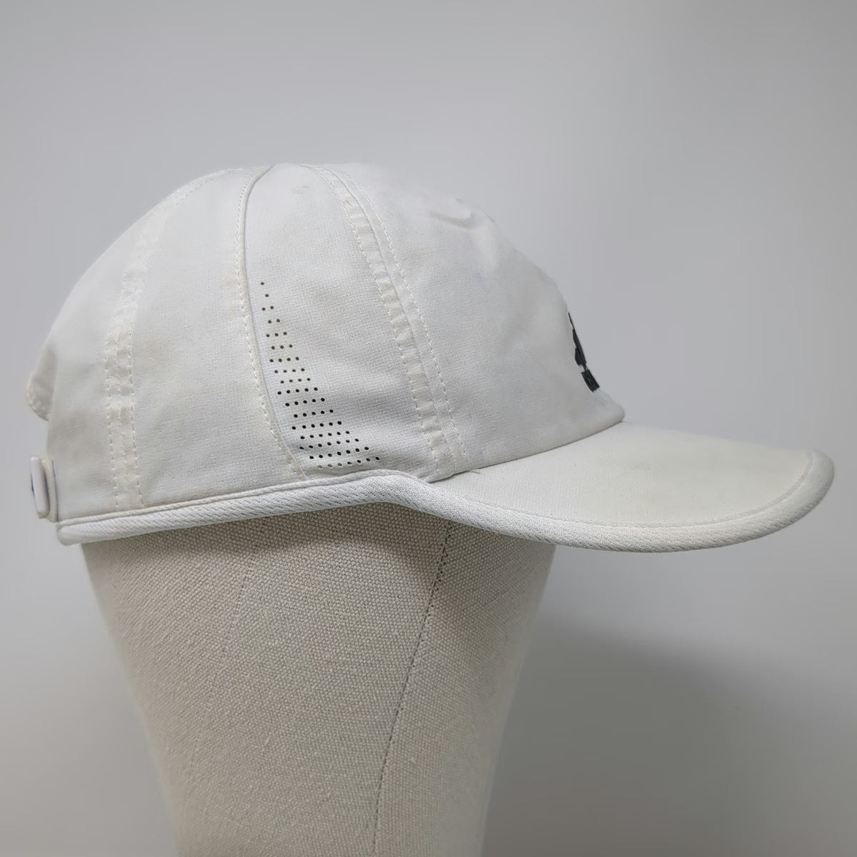 Adidas Baseball Cap White One Size AEROREADY Performance Golf Strapback Hat Gray
