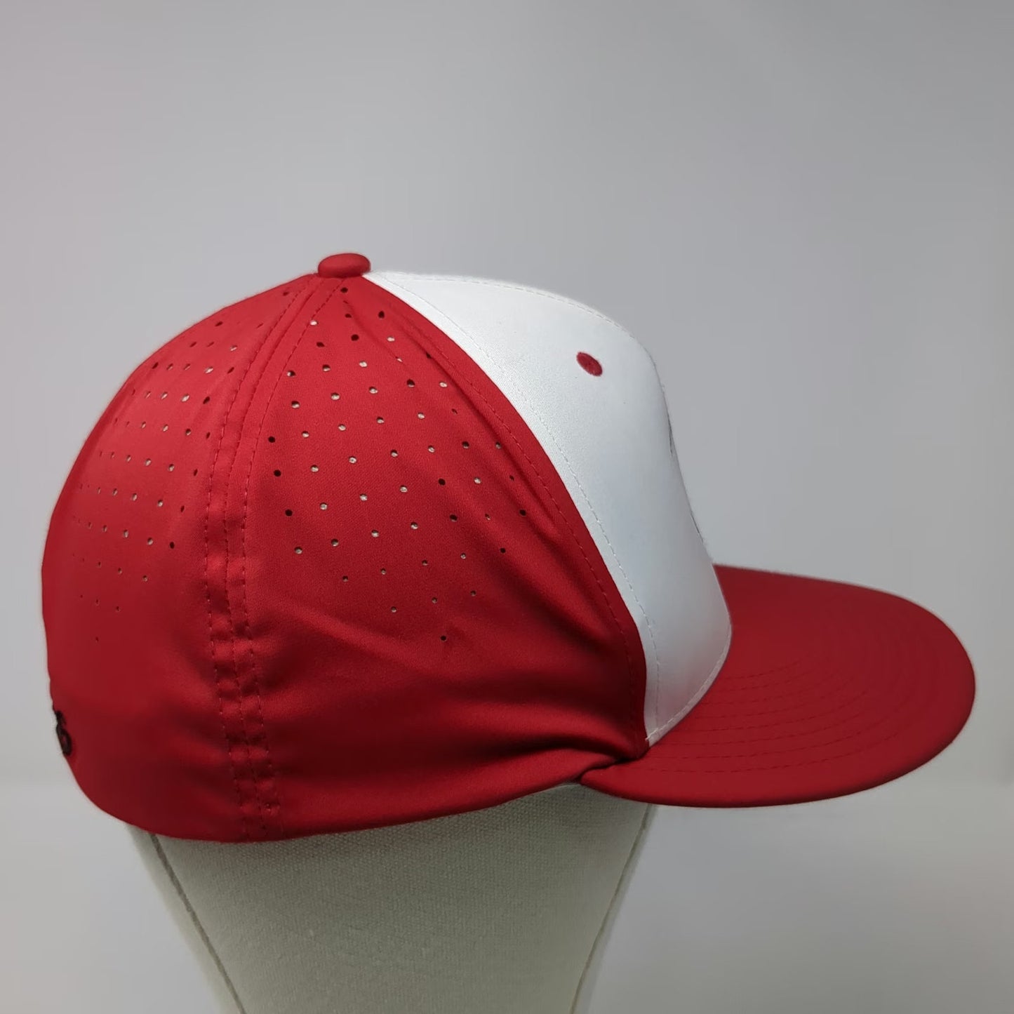 EvoShield Baseball Cap Red White M Warriors Perforated Flexfit Team Logo hat