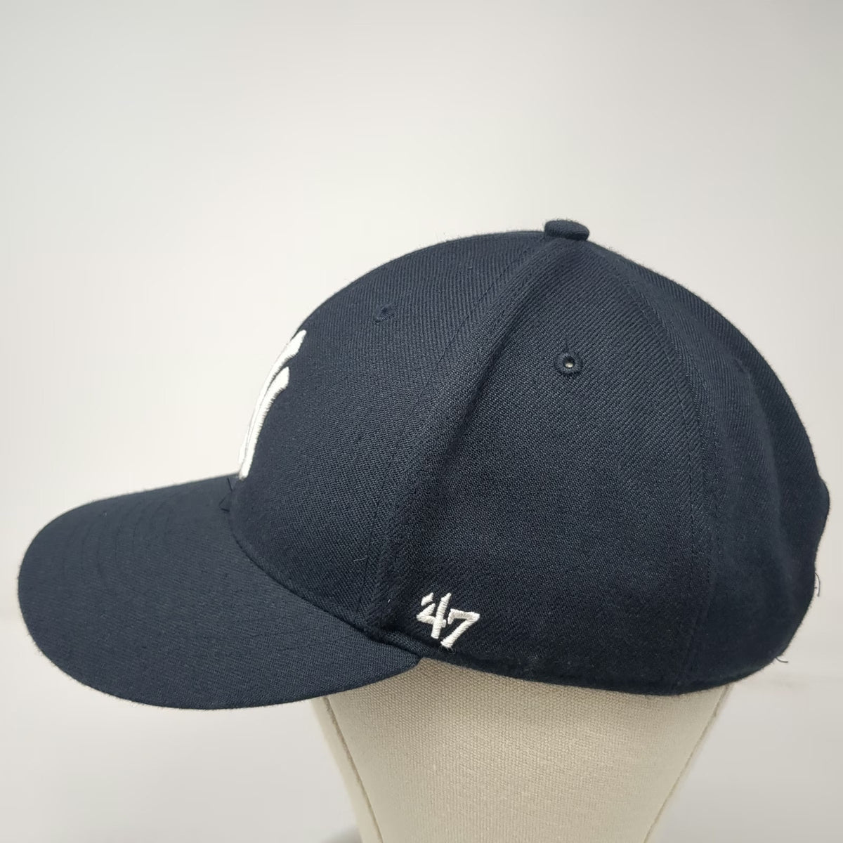New York Yankees MLB '47 Baseball Cap Blue White One Size Strapback Embroidered