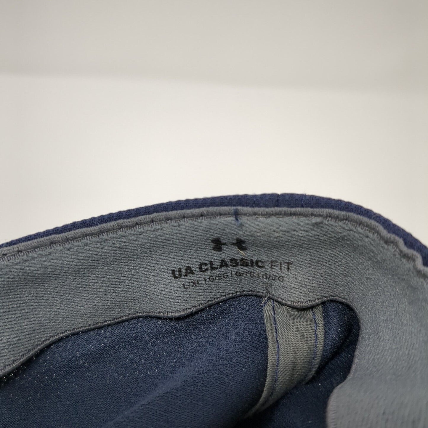 Under Armour Fitted Hat Blue L/XL Classic Fit Embroidered Blitzing 6 Panel