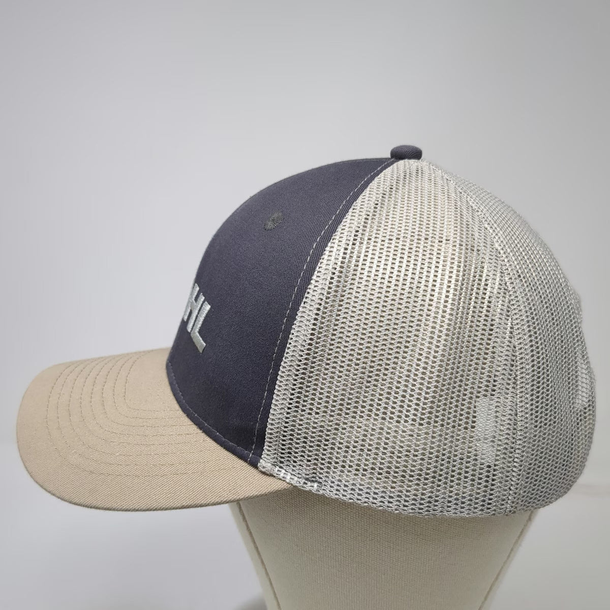 Stihl Trucker Hat Gray Beige One Size Mesh Back Silver Logo Snapback Workwear