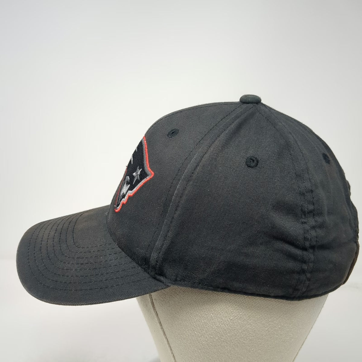 New England Patriots NFL Team Apparel Cap Gray Red Black OS Embroidered Logo Hat