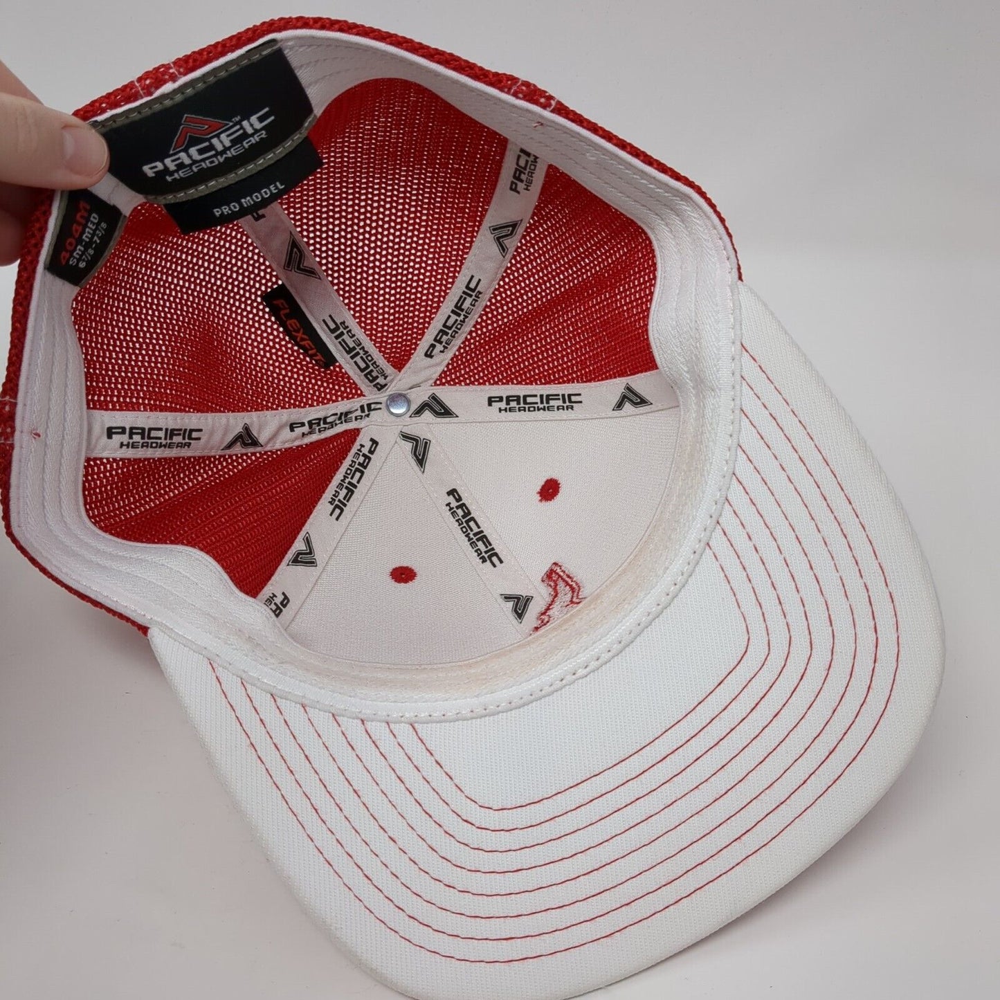 Idaho State Map Fitted Mesh Back Trucker Hat Red 6 7/8-7 3/8 Flexfit