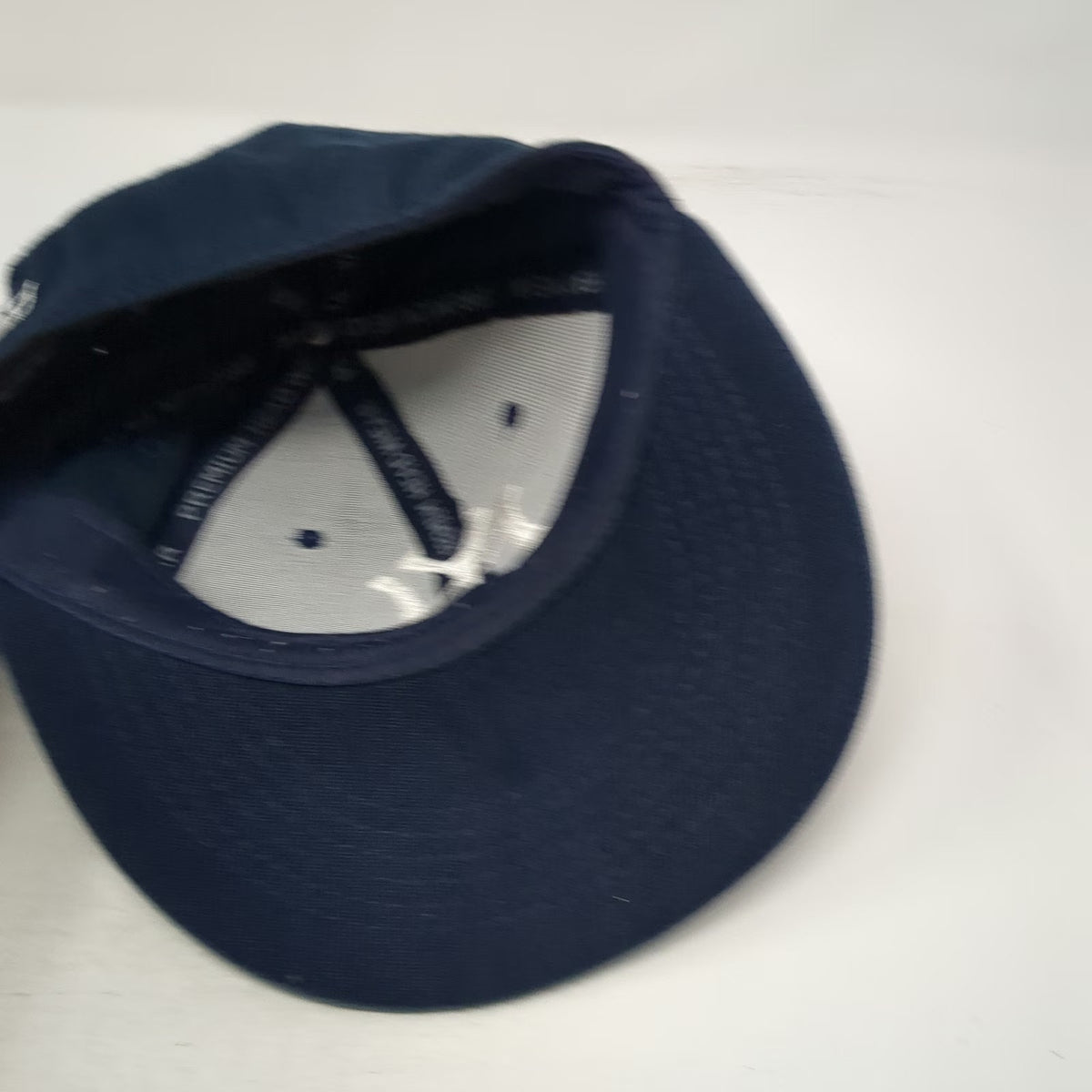 New York Yankees MLB Premium Headwear Blue Baseball Cap 6 7/8 Fitted Flat Brim