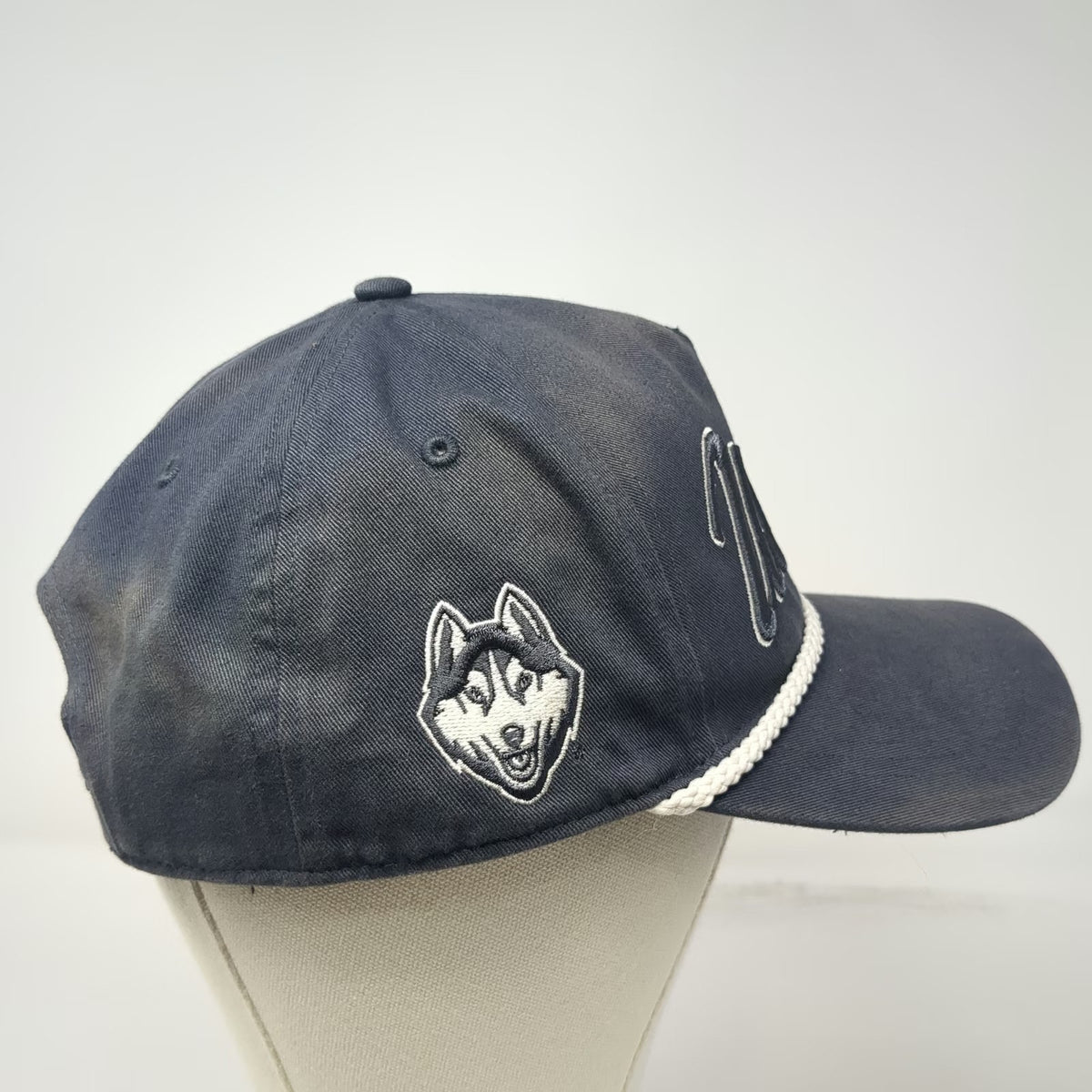 '47 Connecticut UConn Huskies NCAA 5 Panel Gray One Size Rope Snapback Hat Logo