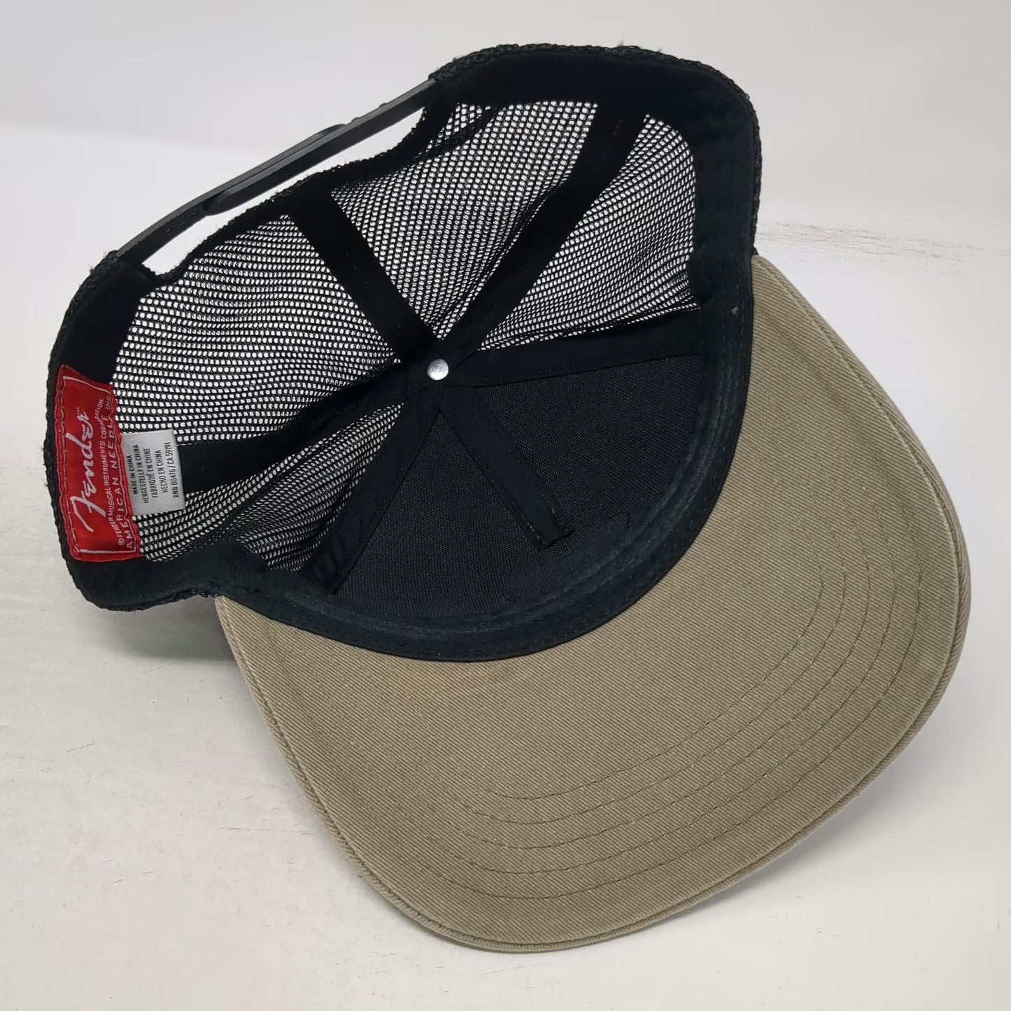 Fender Electric Guitars American Needle Trucker Hat Beige One Size Snapback Mesh