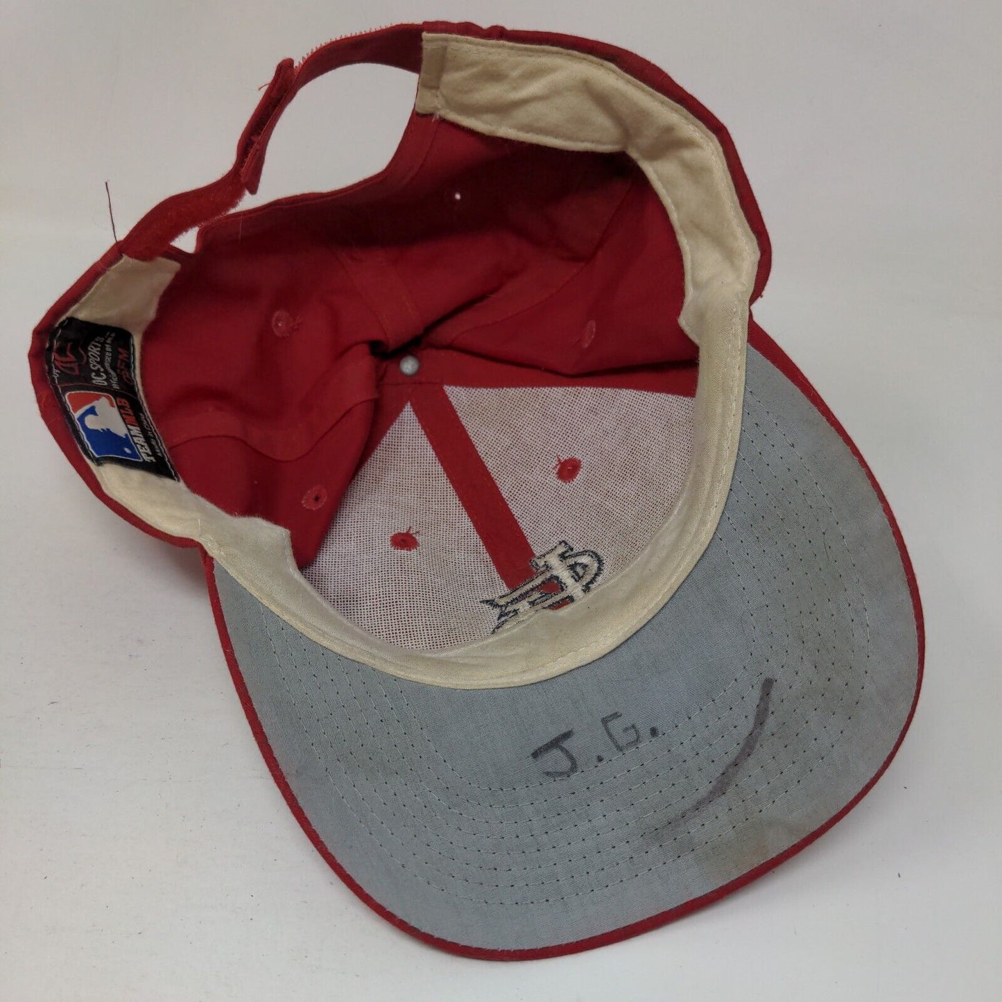 MLB Strapback Hat Red St Louis Cardinals OSFM Embroidered Logo Adjustable