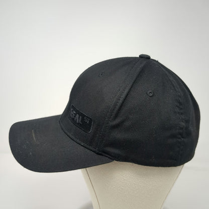 Flexfit Baseball Cap Black XL Curved Brim Underbrim Offset Logo Patch Hat