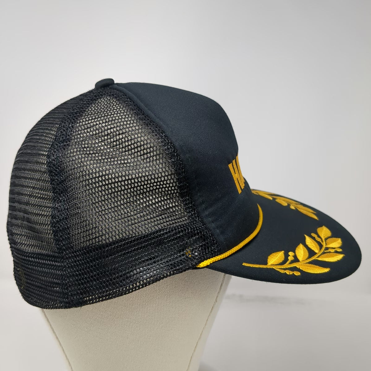 Intercontinental Corp Hawaii Trucker Hat Black One Size Mesh Rope Scrambled Eggs
