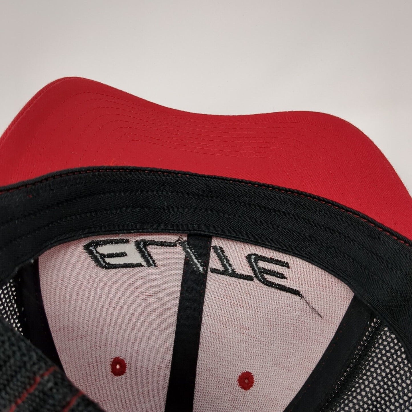 Elite Fitted Trucker Hat Red S/M Flexfit Lightweight Mesh Back Richardson