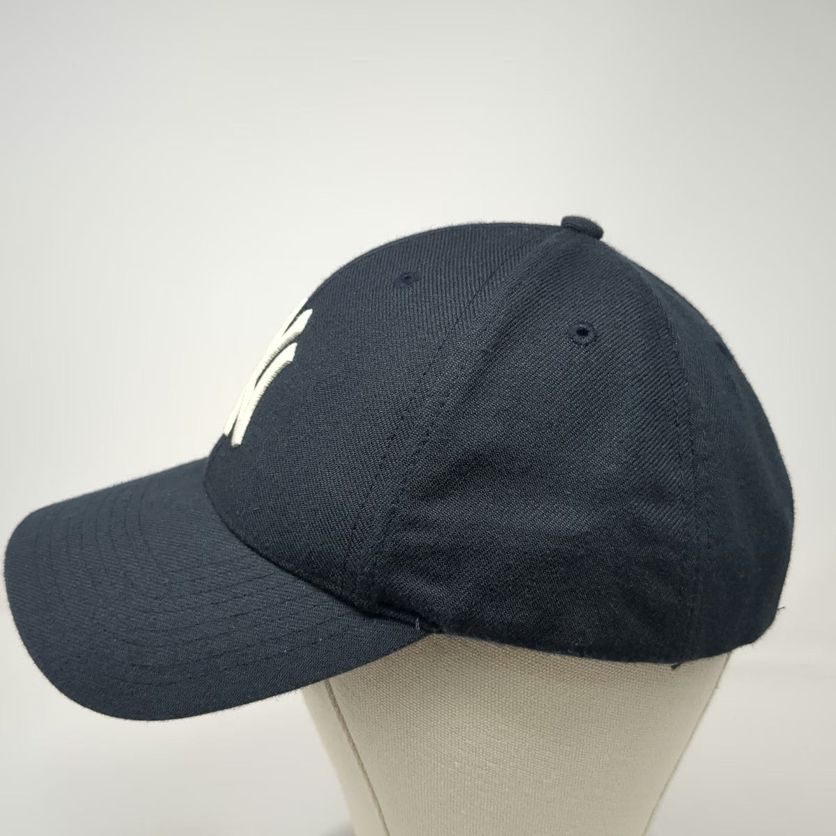 New York Yankees MLB Twins Enterprise Baseball Cap Hat Black One Size White Logo