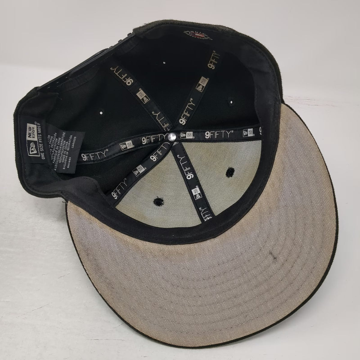 New Era 9FIFTY Snapback Black One Size Hat LA Dodgers MLB Flat Brim Undervisor