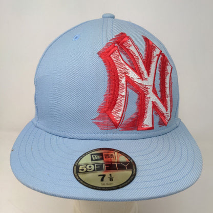 New Era Men's Fitted Hat Blue Size 7 1/8 Embroidered New York Yankees Logo