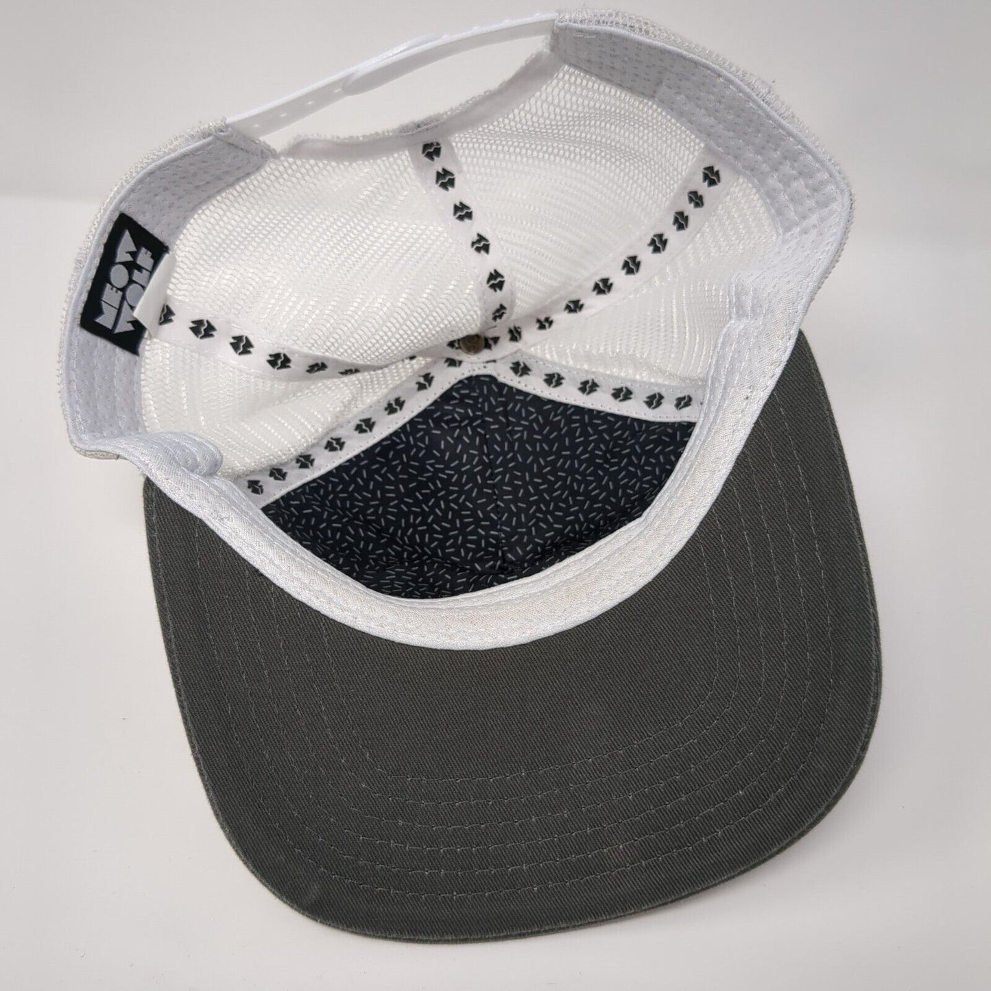 Meow Wolf Patch Snapback Trucker Hat Gray OSFA Mesh Back Colorblock