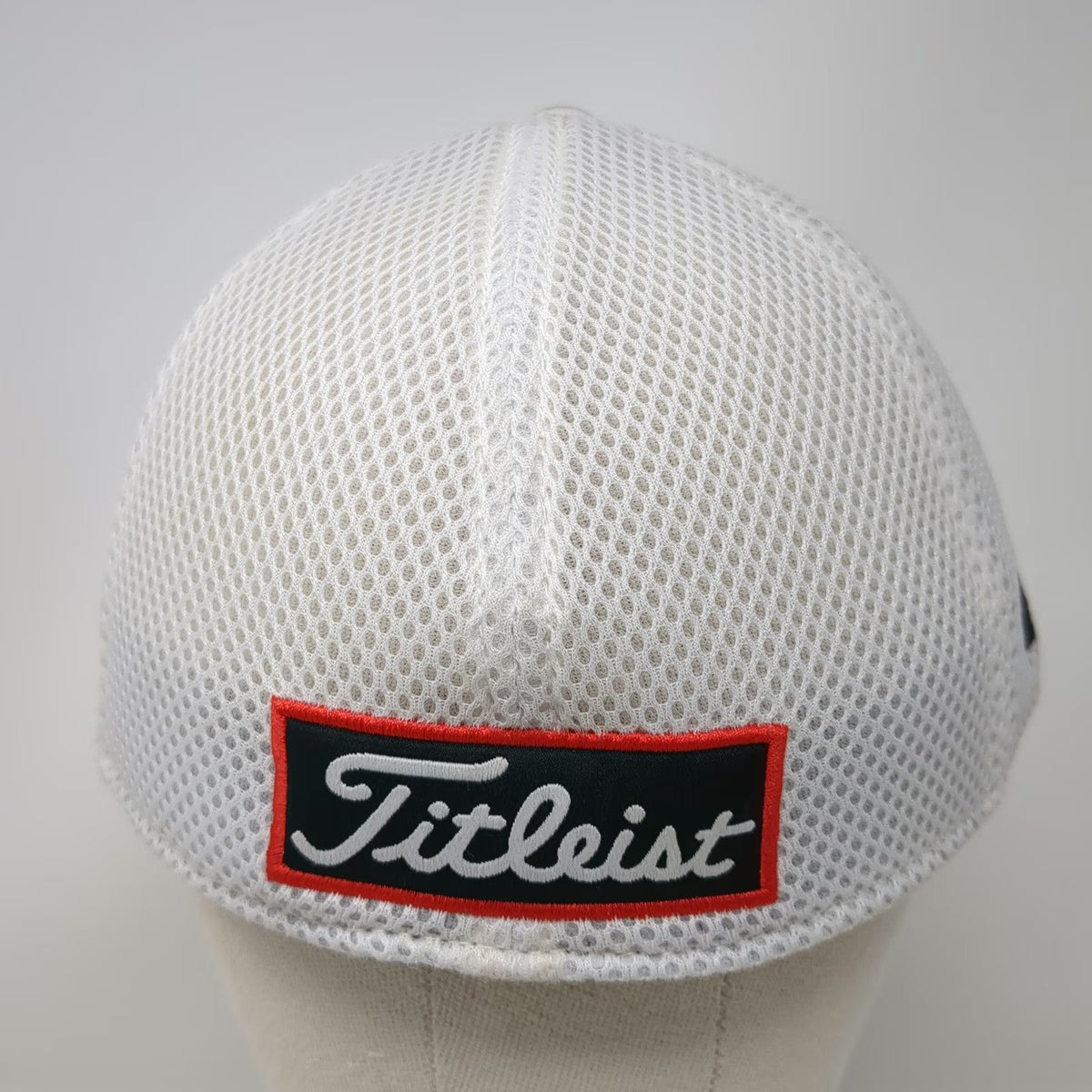 Titleist Baseball Cap White L Mesh Back Stretch Fit New Era Pro V1 FJ Golf Hat