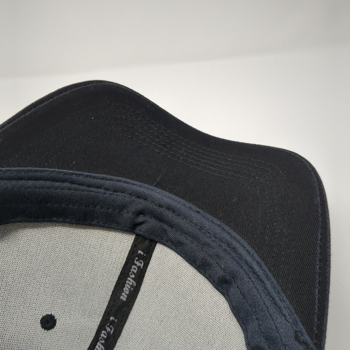 Trexis Slideback Hat Black One Size Adjustable Vented Holes 6 Panel i Fashion