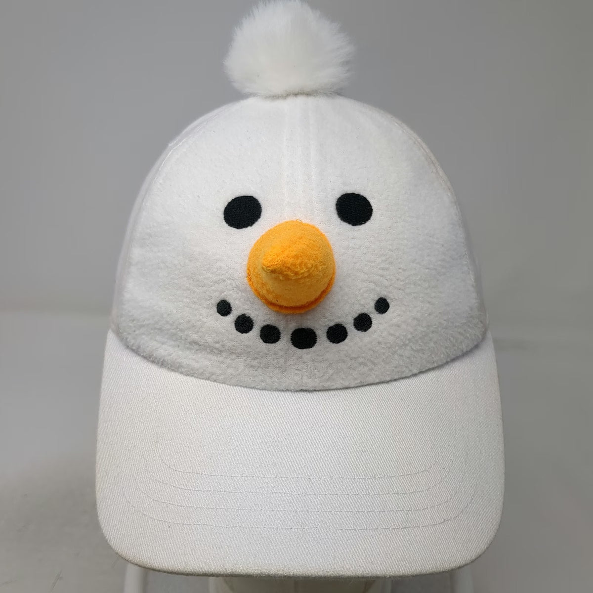 Mad Engine Snowman White One Size Snapback Hat 3D Carrot Nose Pom-pom Christmas
