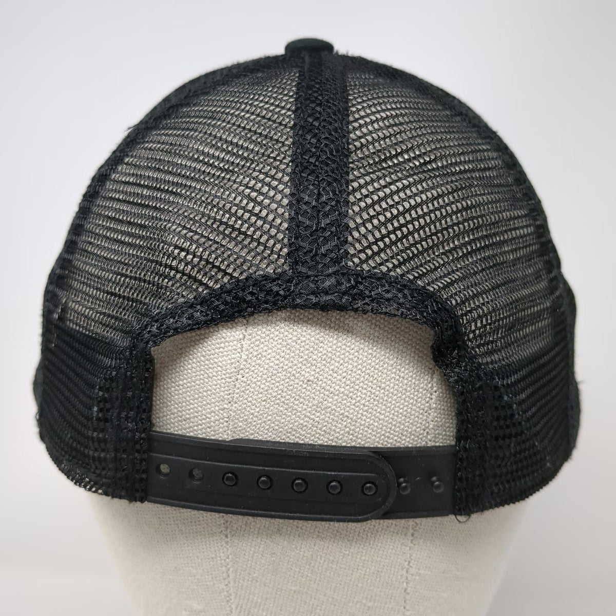 Traeger Trucker Hat Black One Size Snapback Mesh Back Logo Patch Mountain