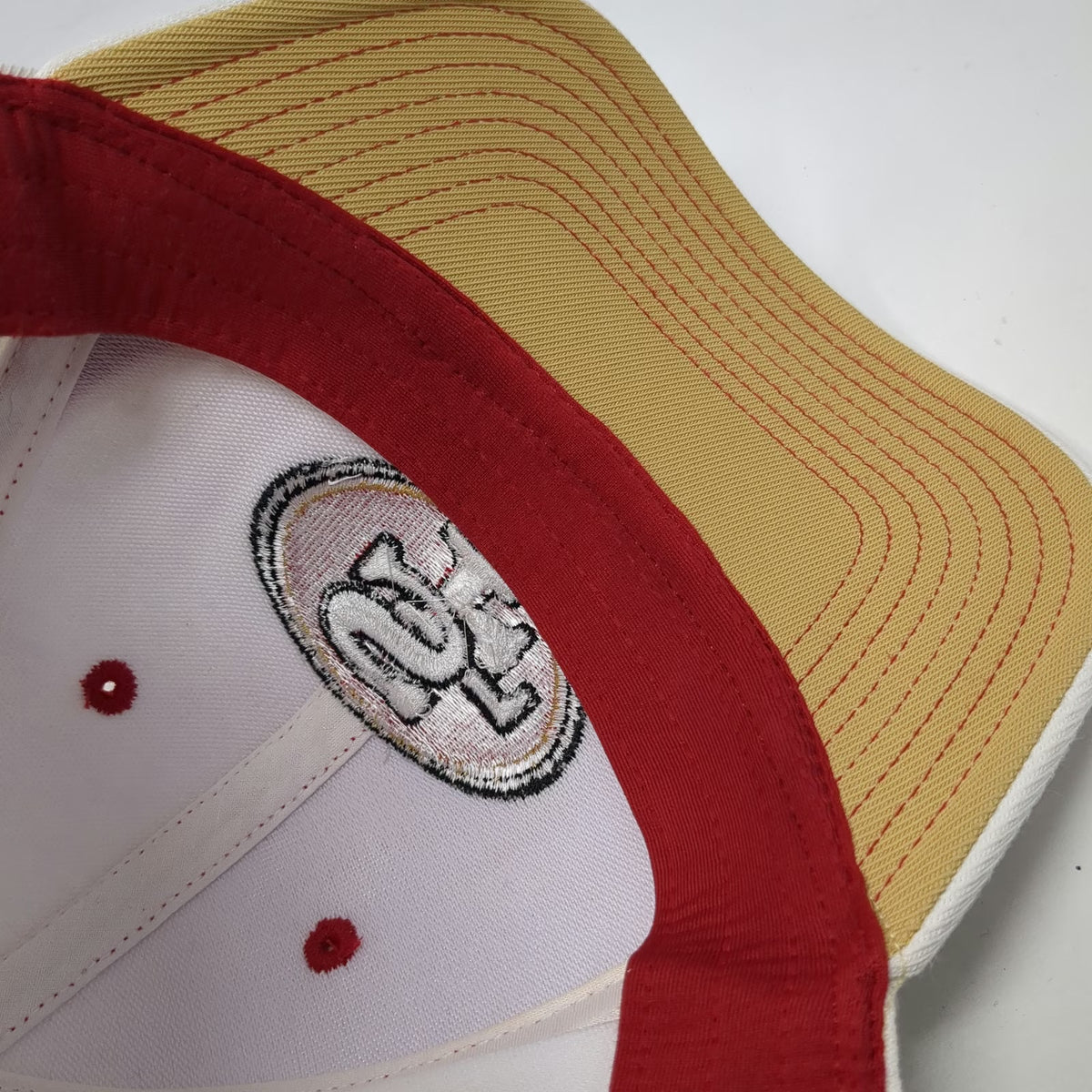 Reebok San Francisco 49ers NFL Cap White M Onfield Equipment Red Stitching Gold