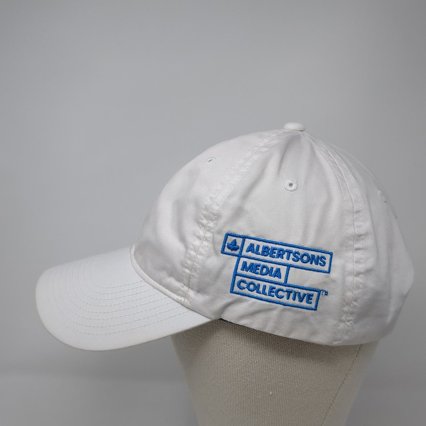 Nike Heritage86 Slideback Hat White One Size Embroidered Logo Dri-Fit