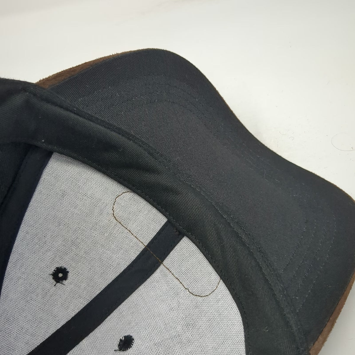 Disneyland Resort Baseball Cap Black One Size Brown Suede Brim Metal Plate Hat