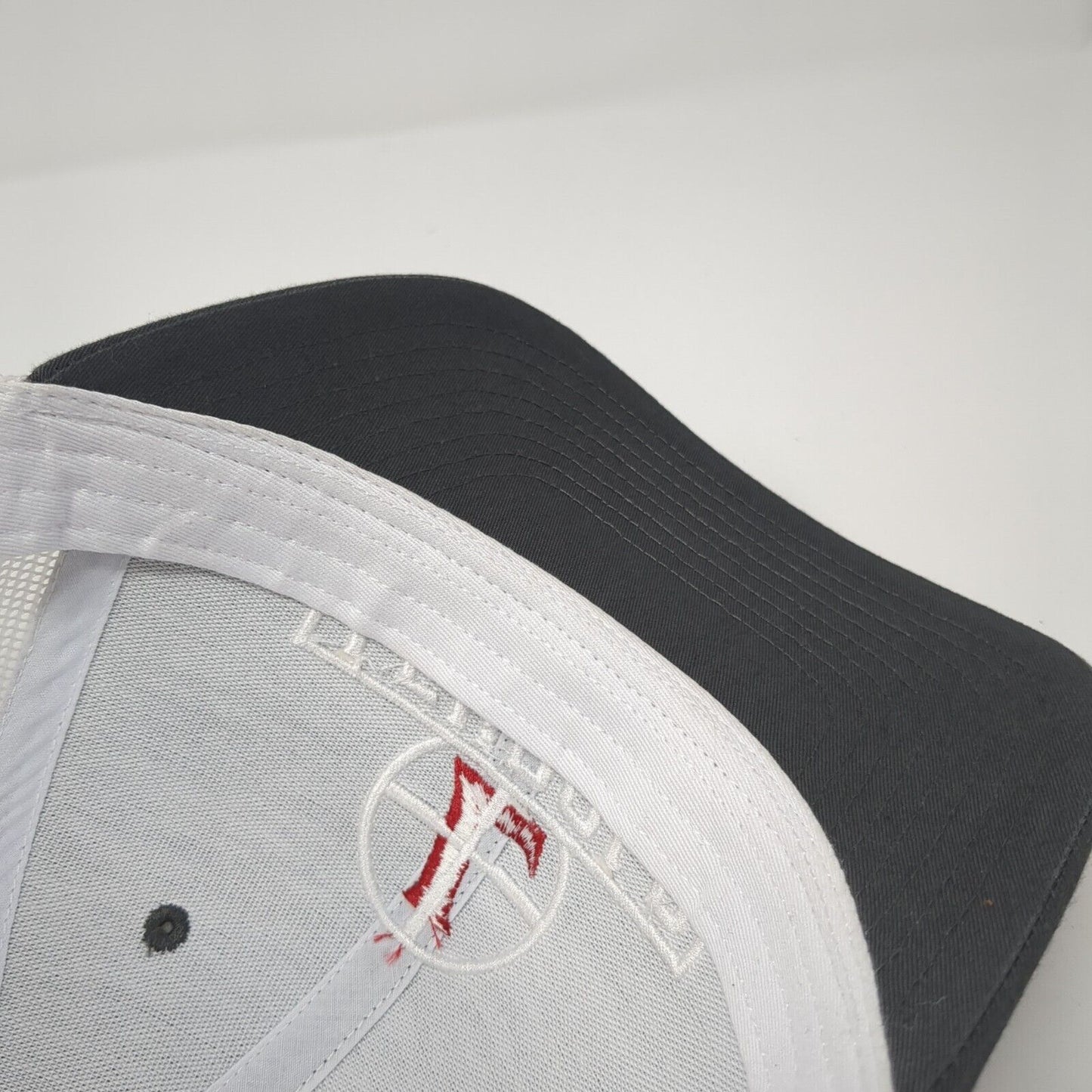 Leupold Trucker Hat Gray One Size Adjustable Embroidered Mesh Back 6 Panel