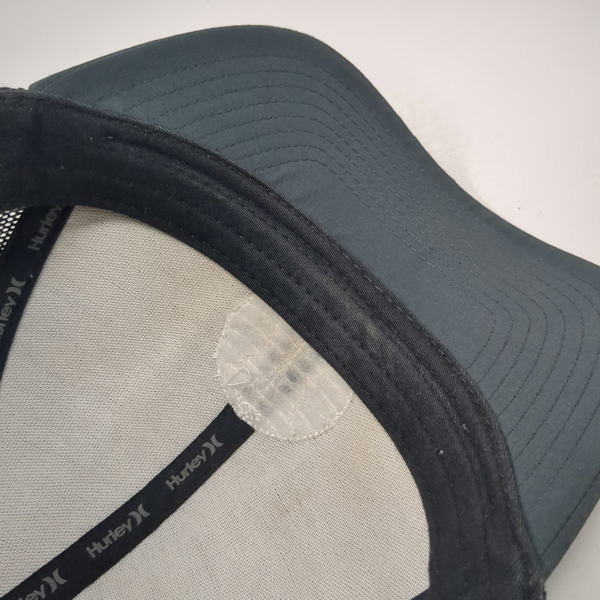 Hurley Trucker Hat Gray One Size Mesh Back Snapback Embroidered Circle Logo