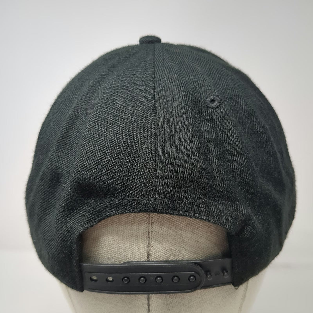 Guinn Outfitters Snapback Black Hat One Size Ram Mountain Canada Maple Leaf