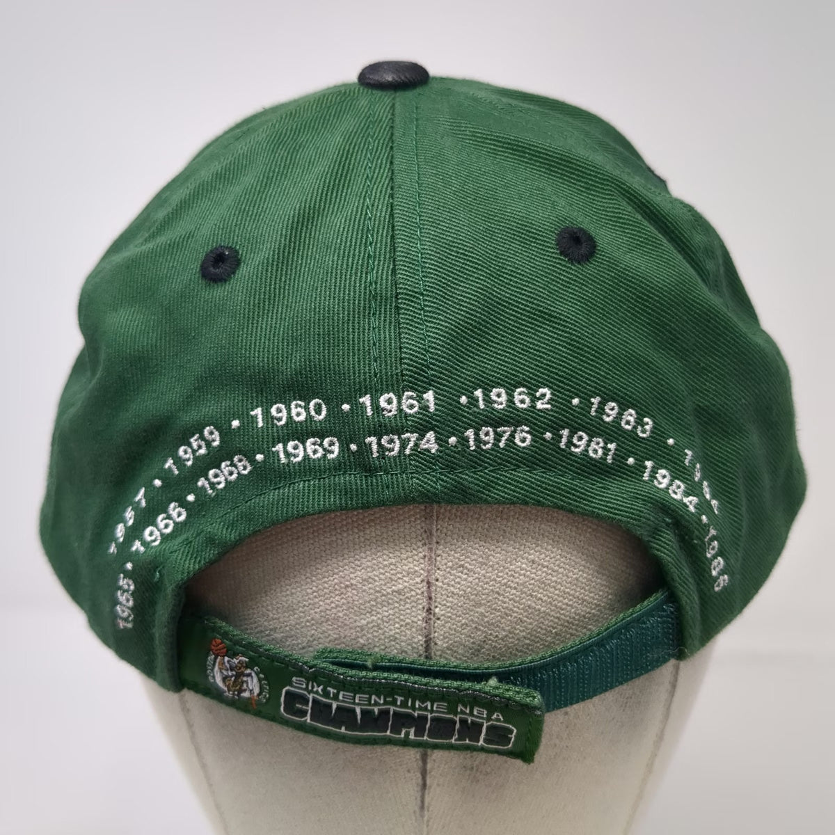 NBA Boston Celtics Green One Size Cap 16-Time Champions Back Years Embroidery