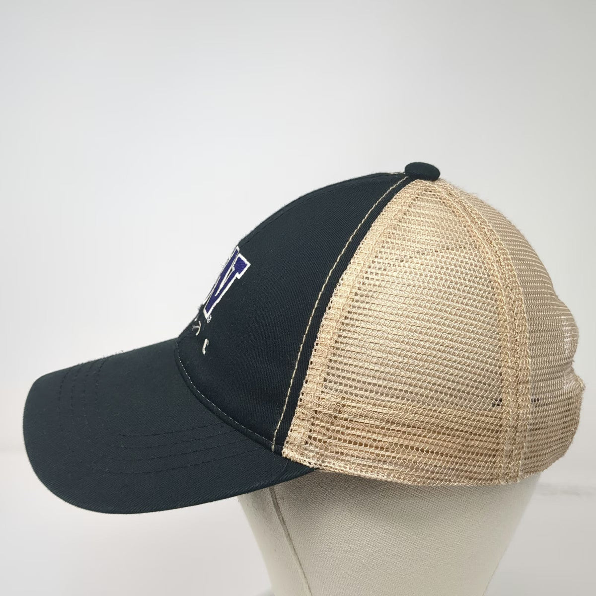HitWear Trucker Hat Black One Size Mesh Back University of Washington ROTC W