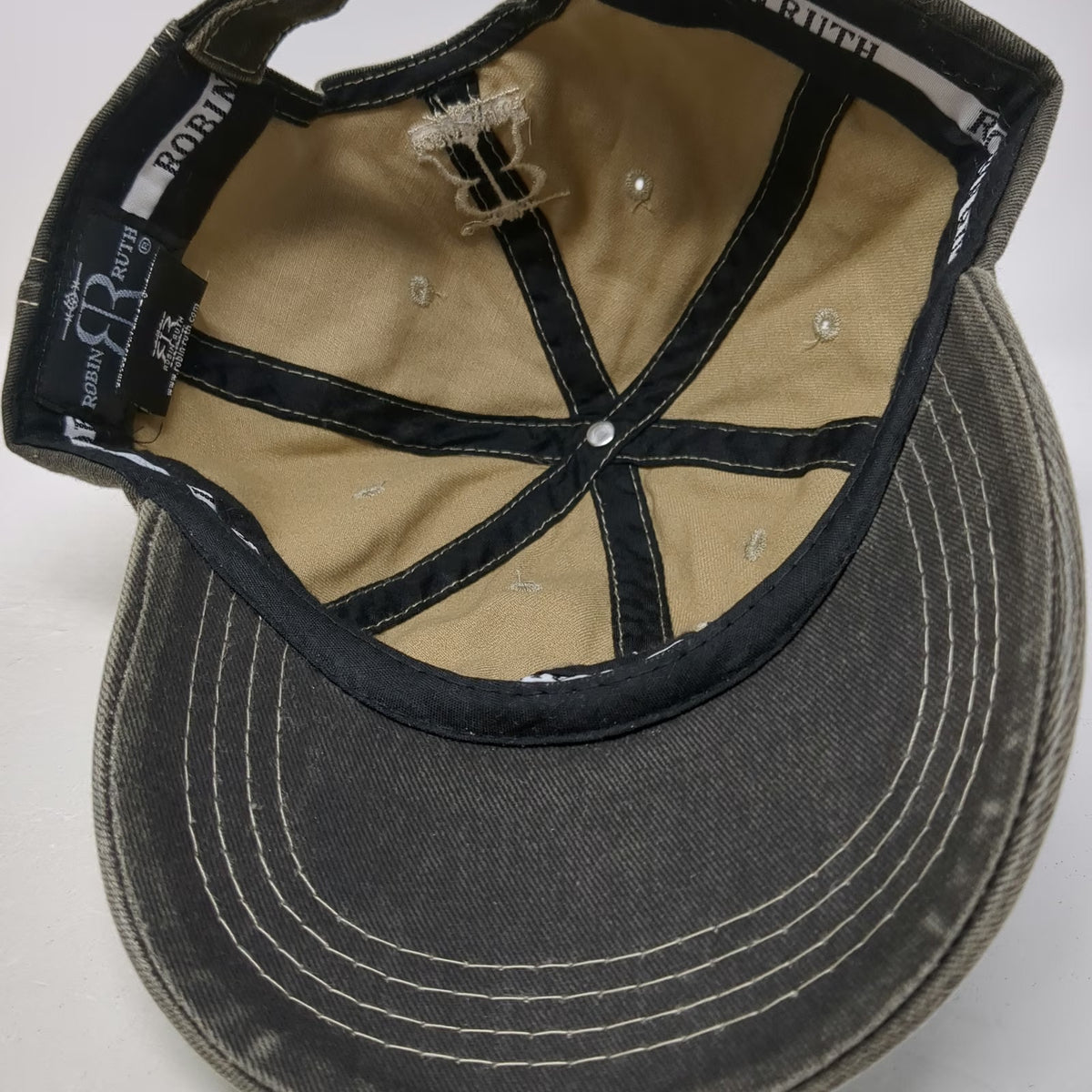 Robin Ruth Paris Baseball Cap Black One Size Contrast Stitching Souvenir Hat