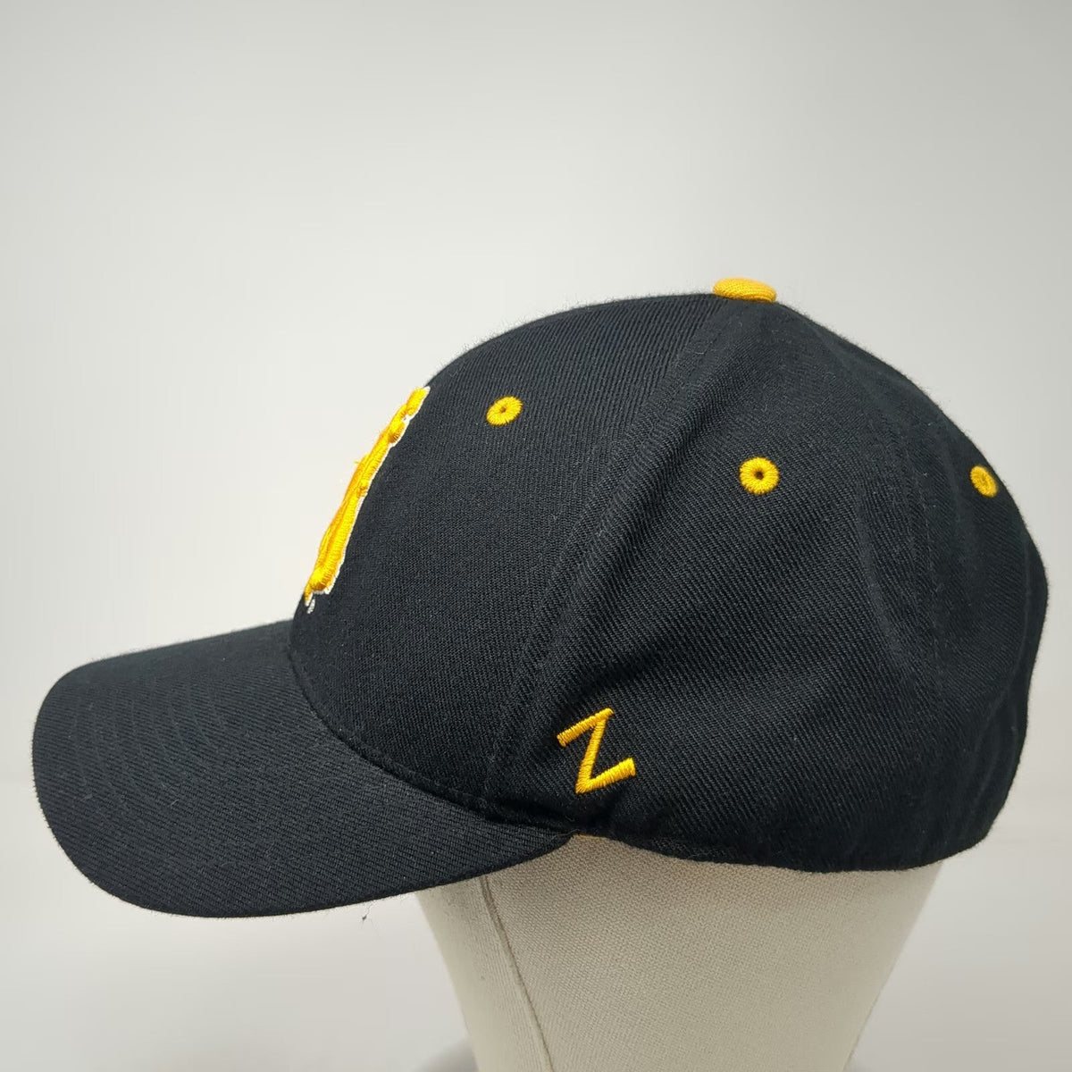 Wyoming Cowboys NCAA Zephyr Baseball Cap Black 7 5/8 Bronco Logo Wool Blend Hat