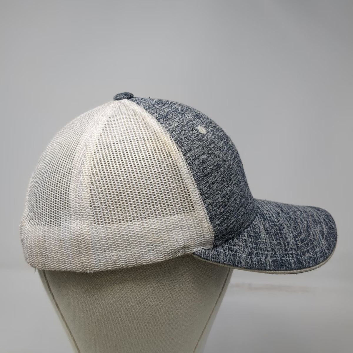Ariat Trucker Hat Gray White One Size Mesh Back Snapback Heathered Shield Logo