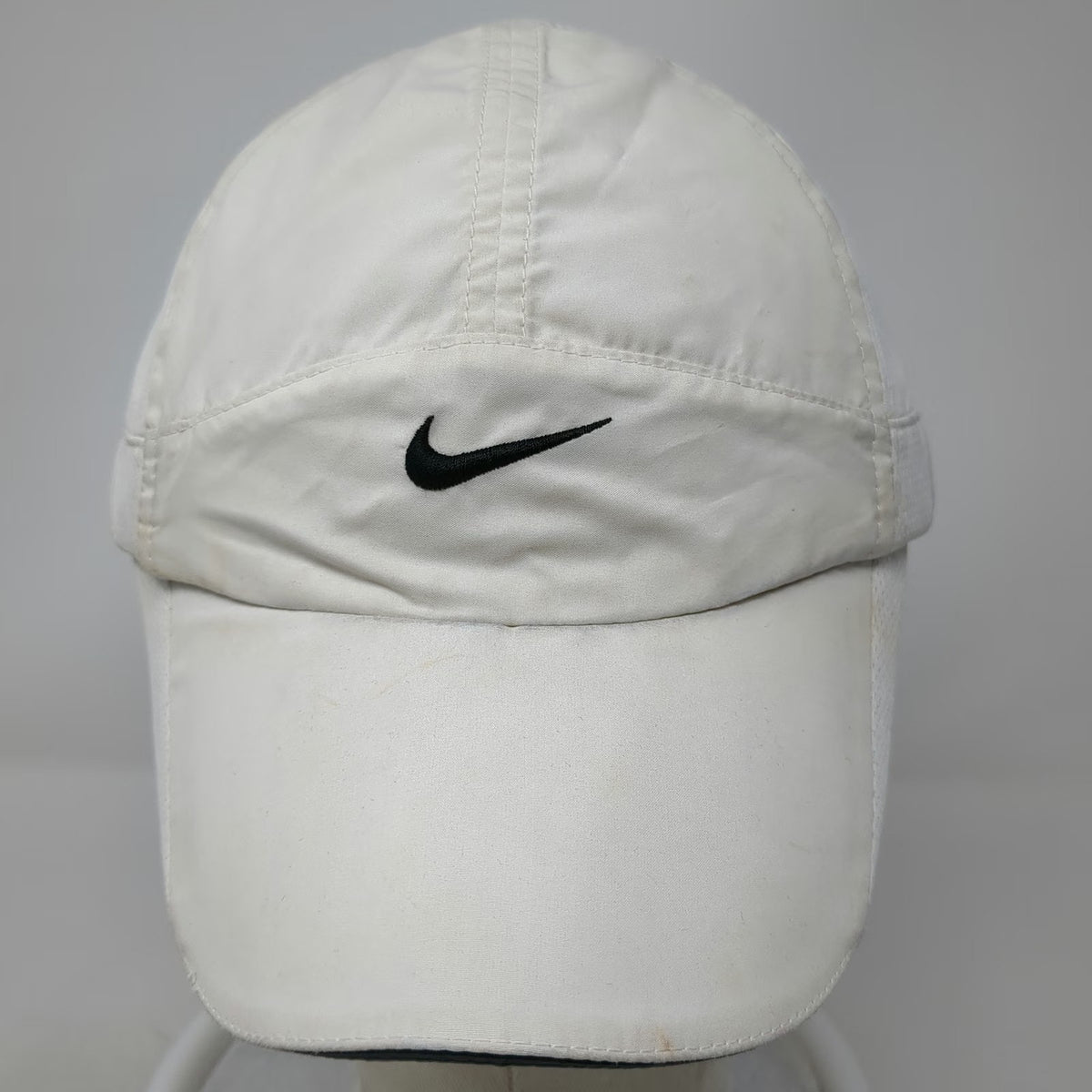 Nike Baseball Cap White One Size Dri-Fit Mesh Reflective Strapback Running Hat