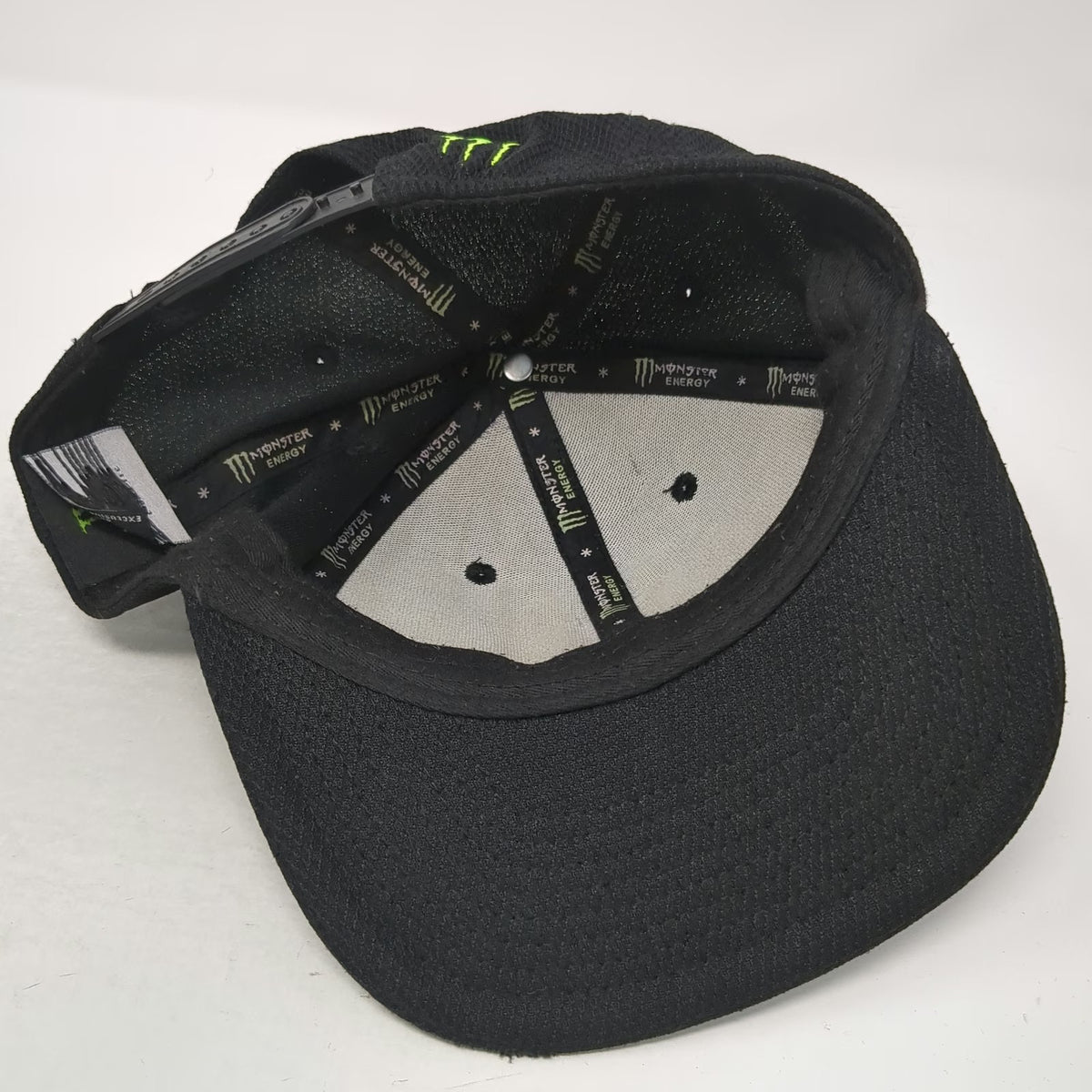 Monster Energy Snapback Black One Size Green Claw Logo Embroidered Pique Hat