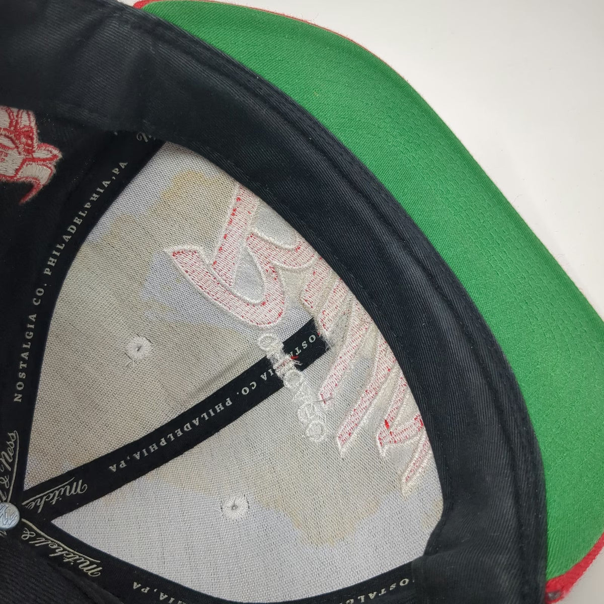 Mitchell & Ness NBA Chicago Bulls Snapback Black Red Hat One Size Wool Flat Brim