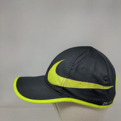 Nike Big Swoosh Strapback Hat Black OSFM Adjustable Featherlight Dri-Fit