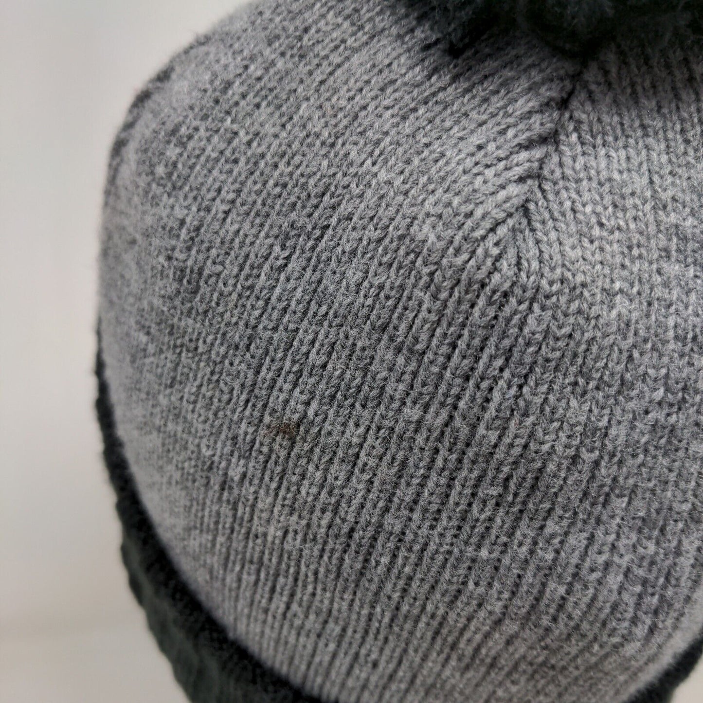 New Era Mens Knit Beanie Hat Gray Black Embroidered Purdue Grand Prix Foundation