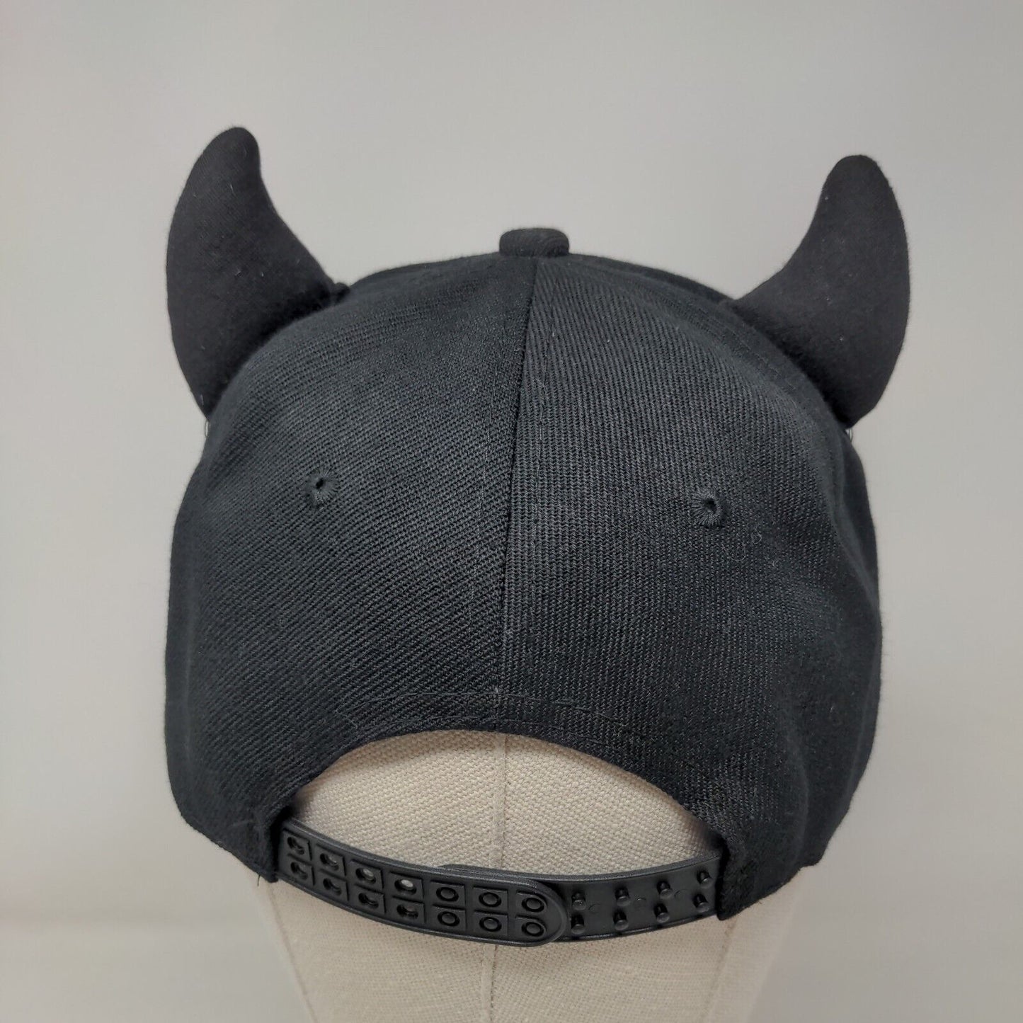 Unbranded Snapback Hat Black One Size Adjustable Devil Horn Vented Holes Blank